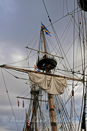 Tall ship's mast