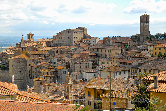 Tuscan Hill Town